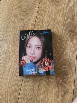 K-pop album New Jeans - OMG - Minji