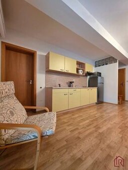 Apartmán, Nová Lesná, 46m2 + balkón, park. miesto, zariadený