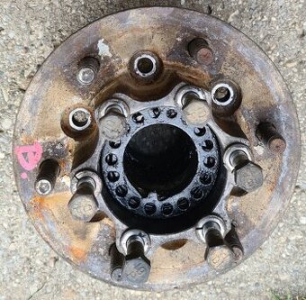 Mitsubishi Pajero 2  2.8TD náboj bez voľnobežky