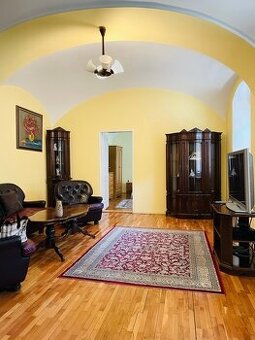 2-IZB. BYT 66m2 HLAVNÁ ULICA, HISTORICKÉ CENTRUM