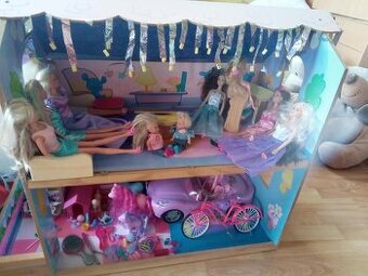 ako nový domček veľký pre Barbie poschodový