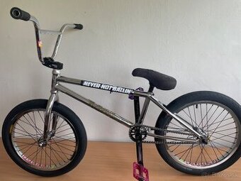 Bicykel BMX skladaný
