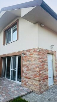 Nadstandardna klimatizovana chata v Trnave pri Laborci