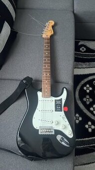 Fender Stratocaster PLAYER PF Mexico