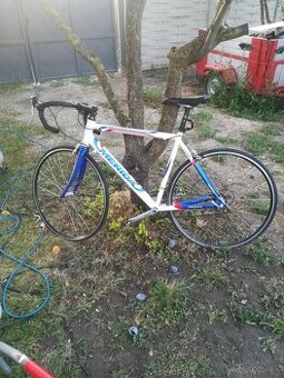 Cestný bicykel MERIDA