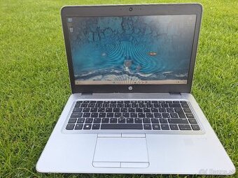 HP 14" Intel Core i7 16 GB RAM 256 GB SSD bat 6 h