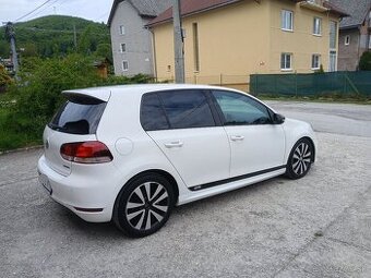 Volkswagen Golf VI 1.6TDI CR BLUEMOTION 2011