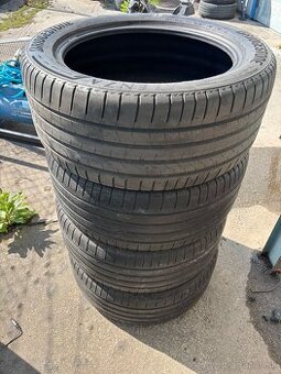 Letné pneu Bridgestone 285/45 r20