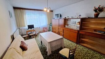 PREDAJ: 6 izbový rodinný dom, pozemok 612m2, Valaská Dubová