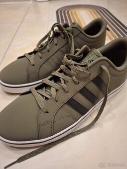 Panske ADIDAS tenisky 48