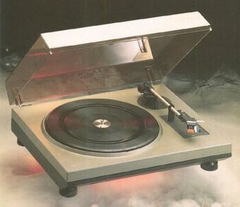 K: Gramofon Tesla NC300 na nahradne diely