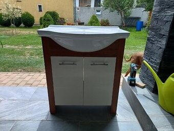 Kúpeľňová skrinka - 1