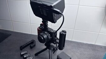 Predám Sony ZV-E10 + objektív 16-50mm