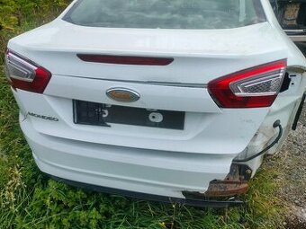 Predám súčiastky na Ford Mondeo rok 2013