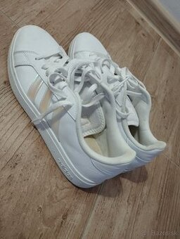 Tenisky adidas