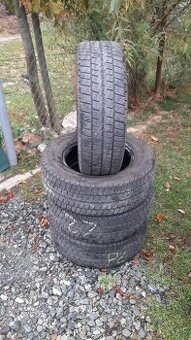 235/65r16C  115/113R Matador zimne