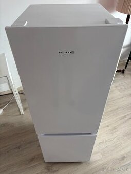 Biela chladnička s mrazničkou- kúpená v júli 2025