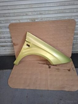 Seat Leon 2 pravý predný blatnik