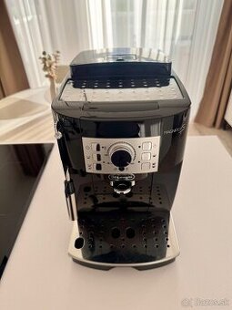 Predám kávovar DeLonghi Magnifica S ECAM 22.112.B