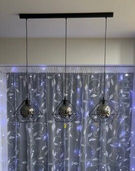 Stropné svietidlo, vysiaci moderný luster Eglo