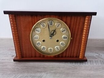 Predám starožitné hodiny