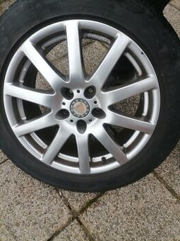 Predam kolesa na Suzuki grant Vitara