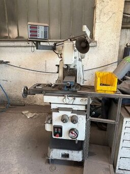 Fréza na kov s elektrickým ovladanim