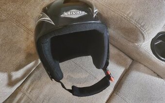 Junior prilba na lyžovanie