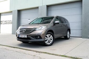 Honda CR-V 2.0 i-VTEC 114kw M6 4x4, SR - 1.majiteľ