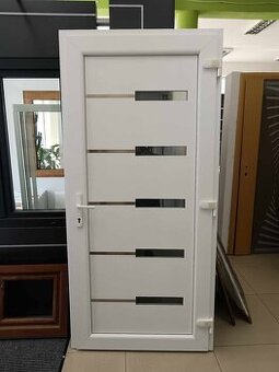 PLASTOVÉ VCHODOVÉ DVERE BIELE 980mm.x2080mm.