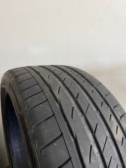 Letné gumy 225/40R18 - 1