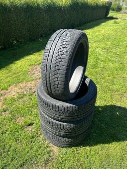 Nokian 225/45R19