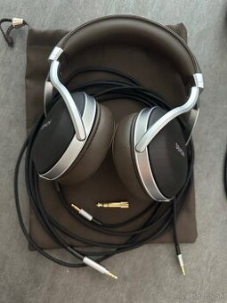 DENON AH-D5200