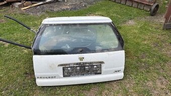 Peugeot 306 kufrove dvere - 1