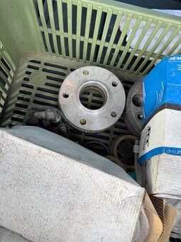 Podlozky 5x100 5x112 plus skrutky
