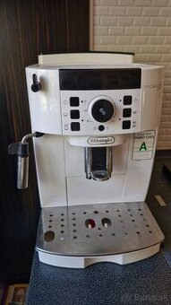 Kávovar DeLonghi Magnifica S