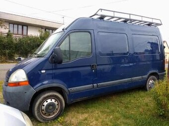 Predám RenaultMaster 2,5 skriňa.