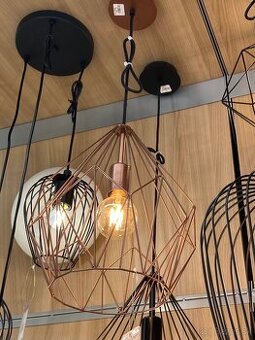 Stropna lampa, Luster