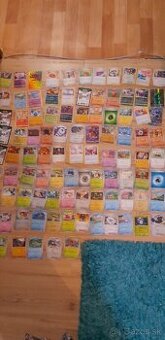 Pokémon kartičky 100ks