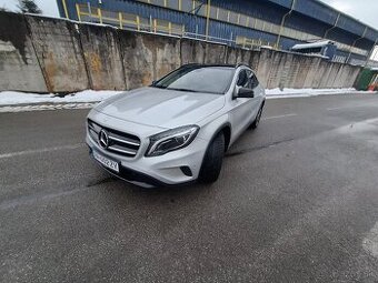 Mercedes-Benz GLA-Klasse GLA 250 4matic