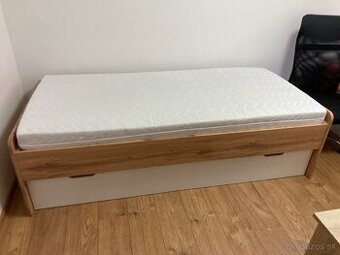 Posteľ - ako nová