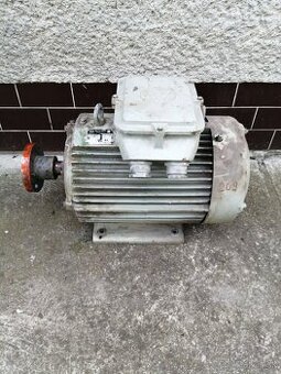 Elektromotor MEZ Frenstat 22 kW, 2935 ot /min, 400V, 2ks.