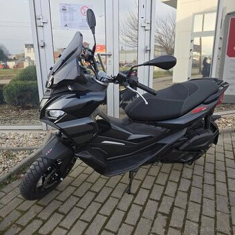 Aprilia SR GT 125