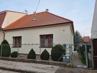 PRENÁJOM - 2,5 izbový rodinný dom - Nitra