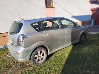 Toyota corrola verso 2.0 D4-D