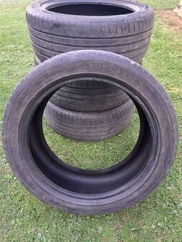 Letné pneumatiky Vredestein 225/45 ZR R17 91Y