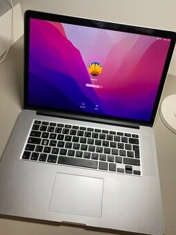 MacBook Pro 15" (Mid 2015) – 16GB RAM, i7 – 290€