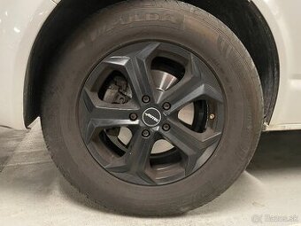 Cierne 17 disky a letne pneu 235/65 R17