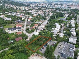 Záhrada v širšom centre mesta v Košiciach na ul. Popradská