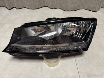 Svetlo Fábia 3 Facelift Lavé